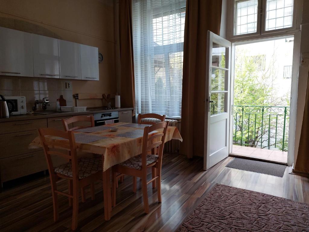 Apartment Corona - Appartement