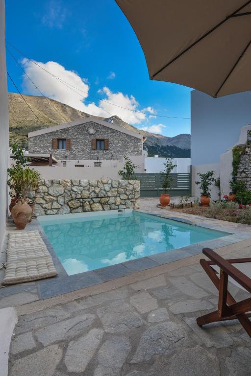 Bazén v ubytovaní Anassa Mountain House alebo v jeho blízkosti