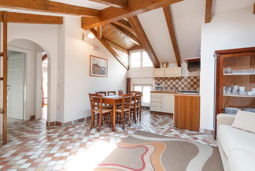 Kuchyňa alebo kuchynka v ubytovaní Hotel Sole Holiday