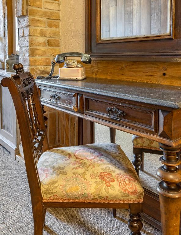 Família Vendégház - Resim 24