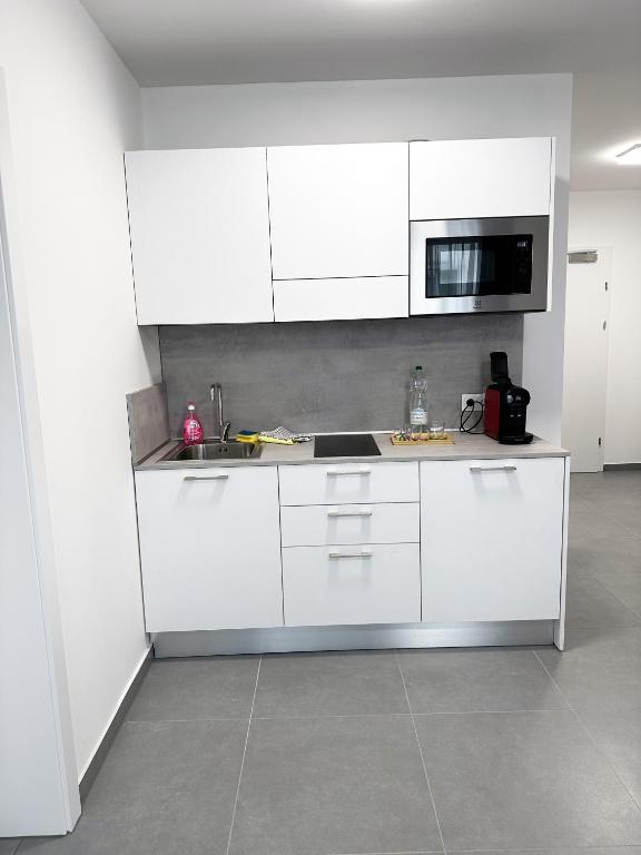 Grazora Living Apartments - 8