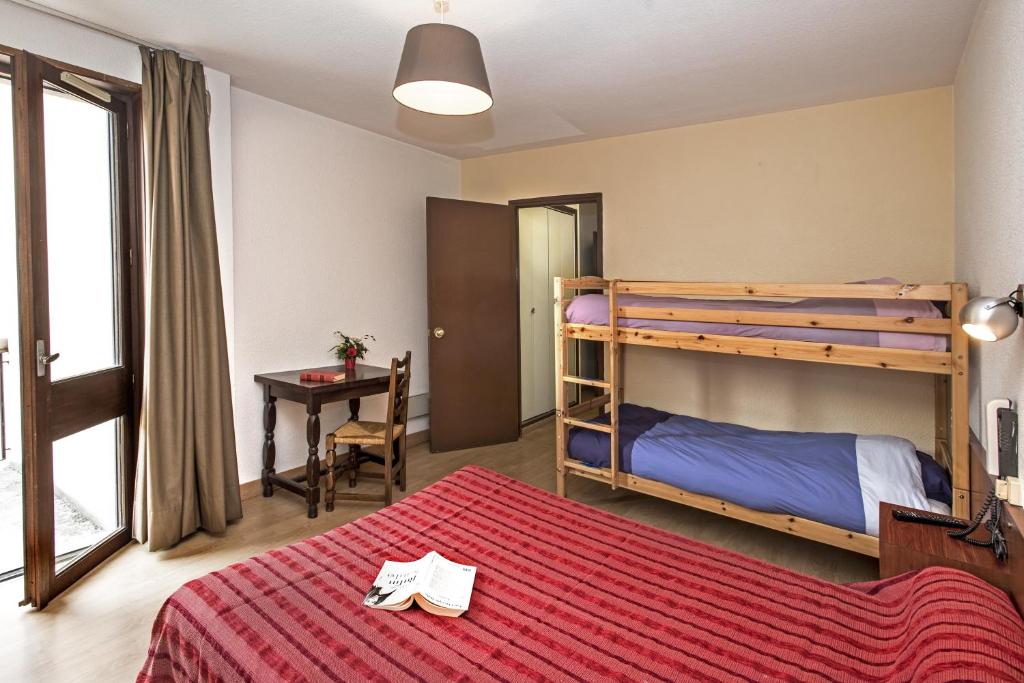 Logis Hotel Restaurant Du Commerce - Habitación Doble