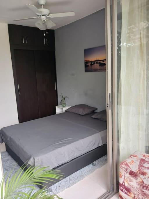 Cama o camas de una habitación en Apto 3 alcobas, Segundo piso Norte de Cali