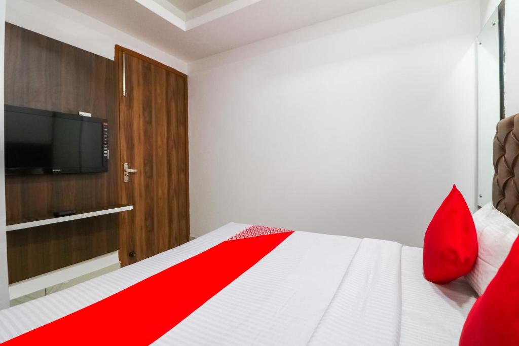 Cama o camas de una habitación en Hotel SkyCity