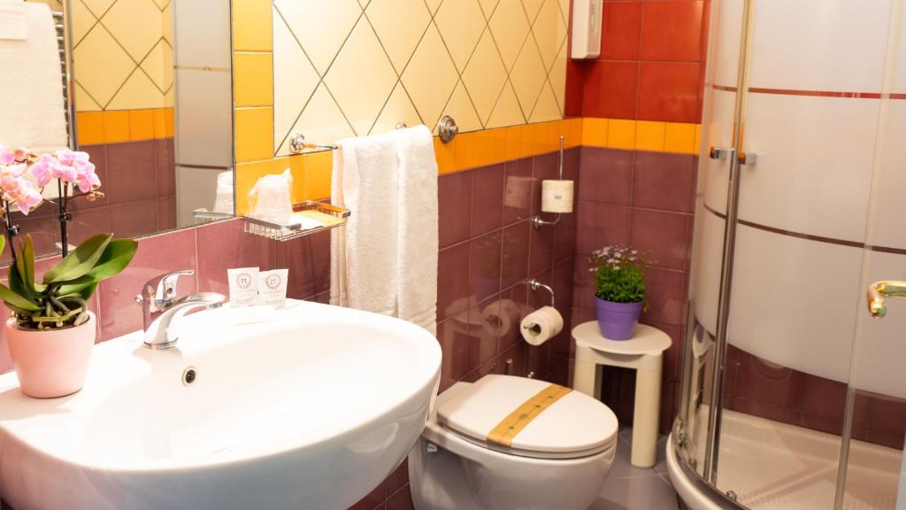 Koupelna v ubytování Hotel Diana