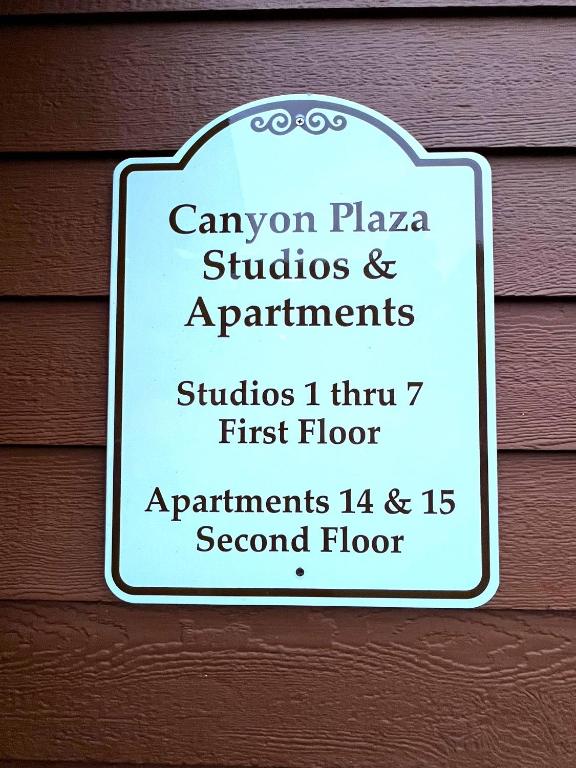 Canyon Plaza Premier Studios and Apts-South Rim photo