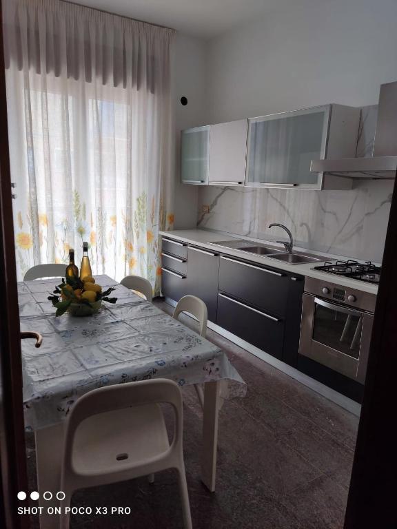 Kuchyň nebo kuchyňský kout v ubytování Residenza Regina Margherita, Apud Montes