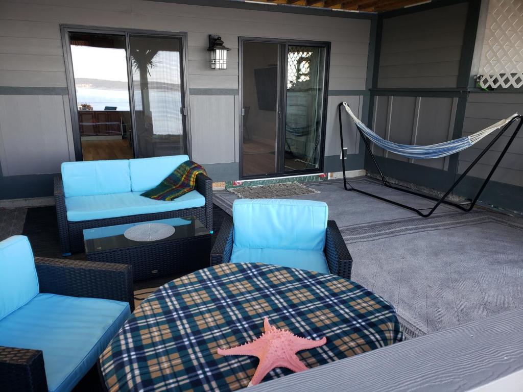 Fotografie z fotogalerie ubytování Edgewater sunrise apartment v destinaci Chemainus