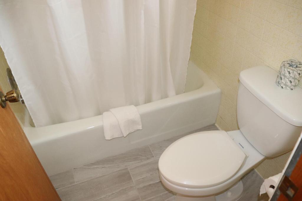 Best Nights Inn - Sparta photo