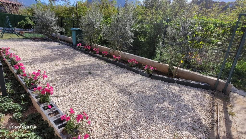 Κήπος έξω από το Ünlü Ev Adrasan