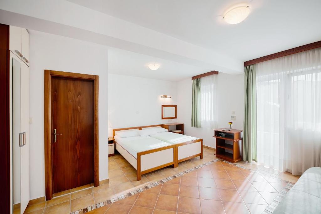 Apartments Ivona - 1