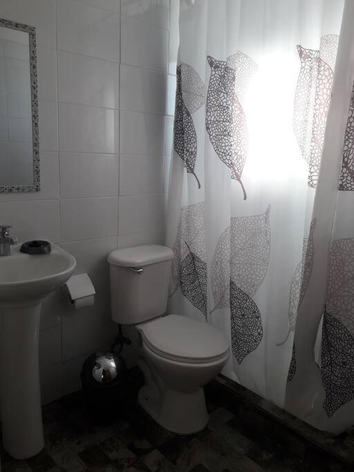 Koupelna v ubytování Acogedora cabaña para disfrutar y descansar