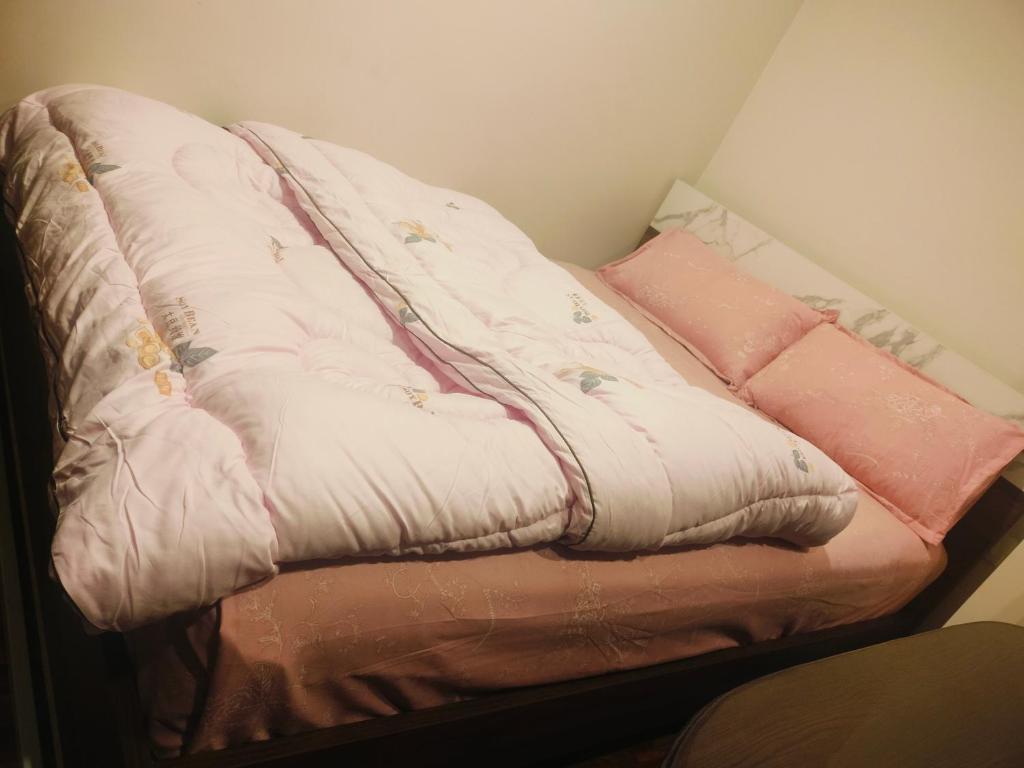 Кровать или кровати в номере 1 Bedroom apartment in Sundhara Kathmandu
