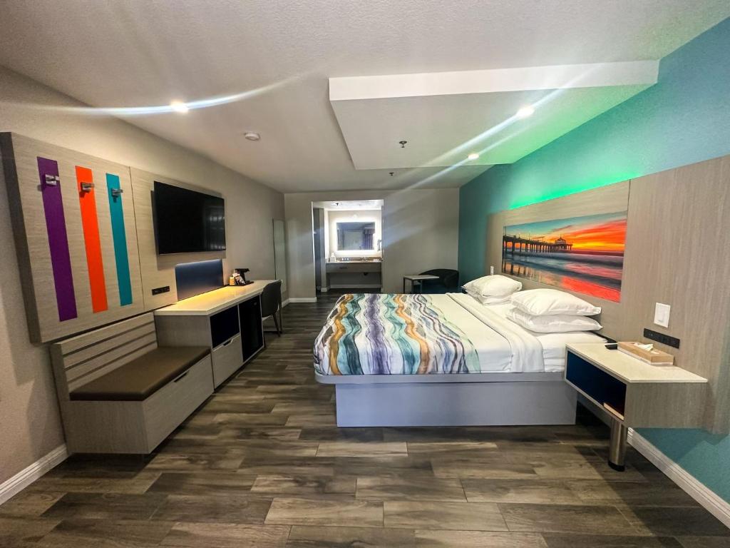 Wave Hotel Manhattan Beach - King Studio