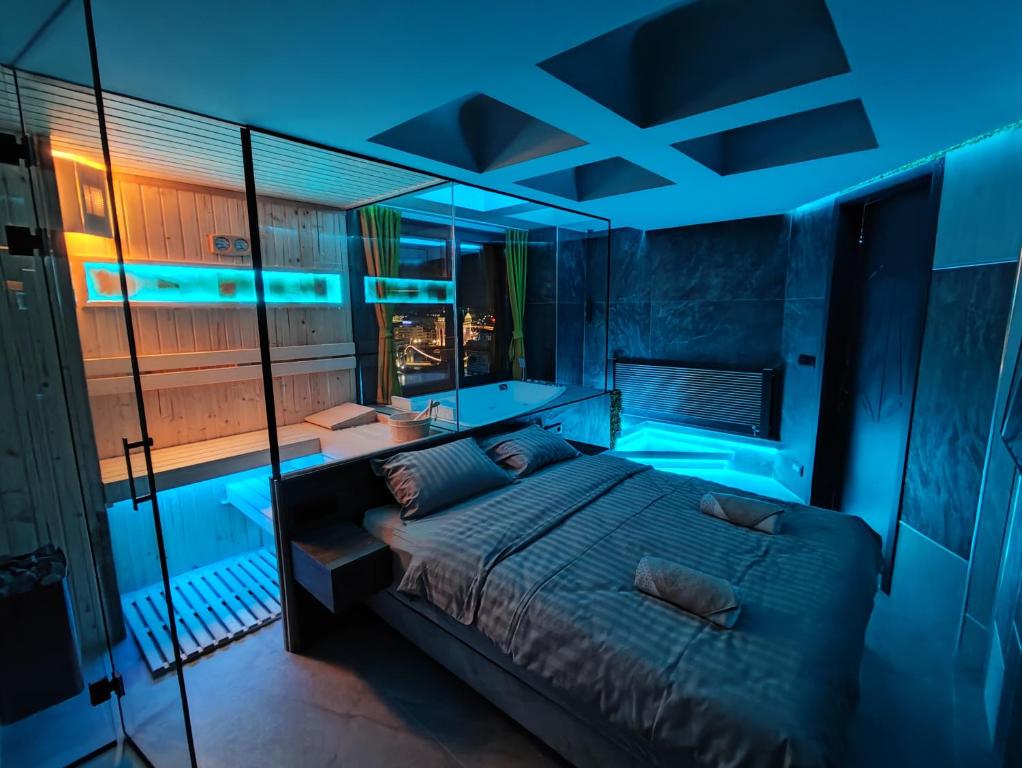 30 Spectacular Overwater Bungalows to Visit Around the World - Off Grid Penthouse With Private Spa