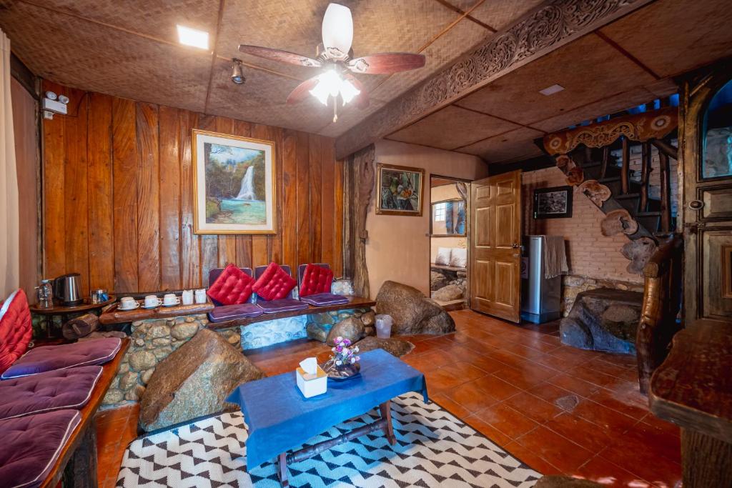 ธารทอง ลอดจ์ Tharnthong Lodge - Two-Bedroom House