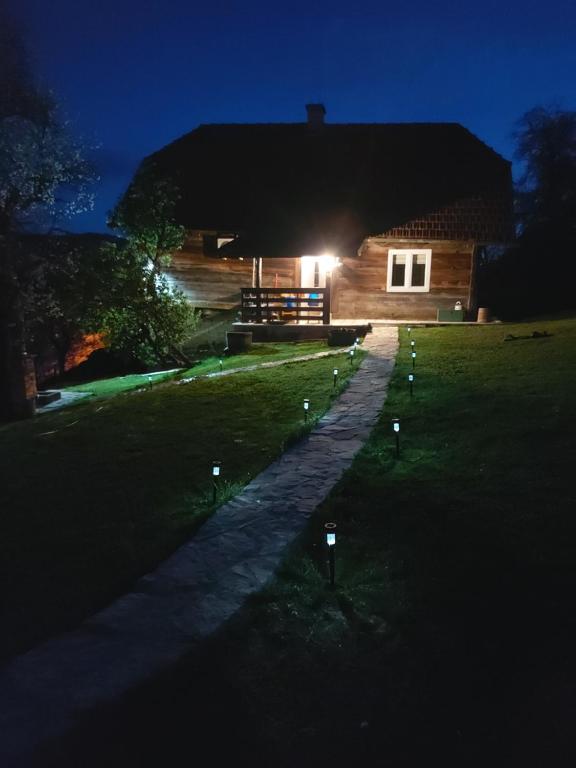 Zahrada ubytování Ljubov kutak