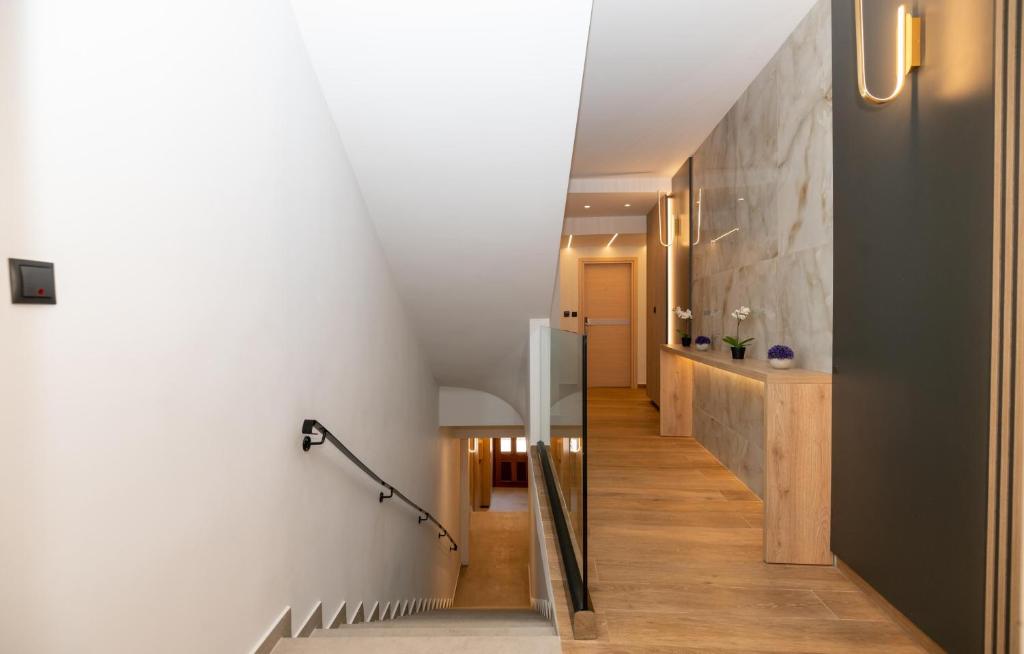 John & Mary Suites - 16