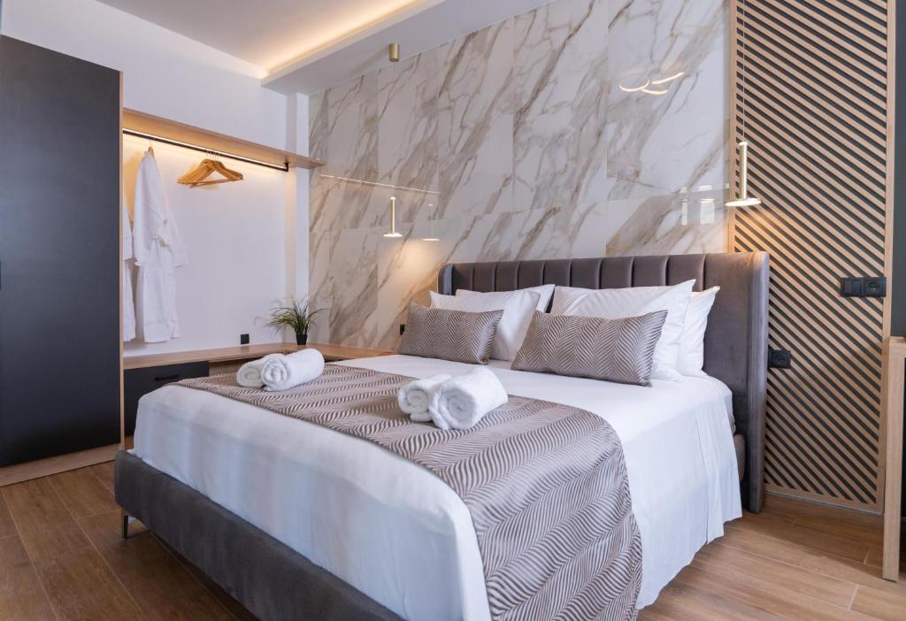 John & Mary Suites - 1