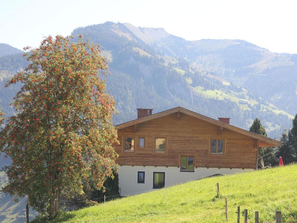 Das Gebäude in dem sich das Chalet befindet