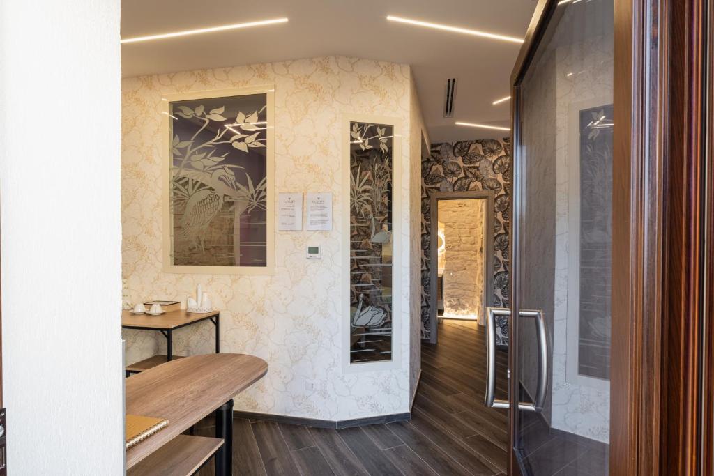 LUXUITE Spa con Piscina o Jacuzzi - 14