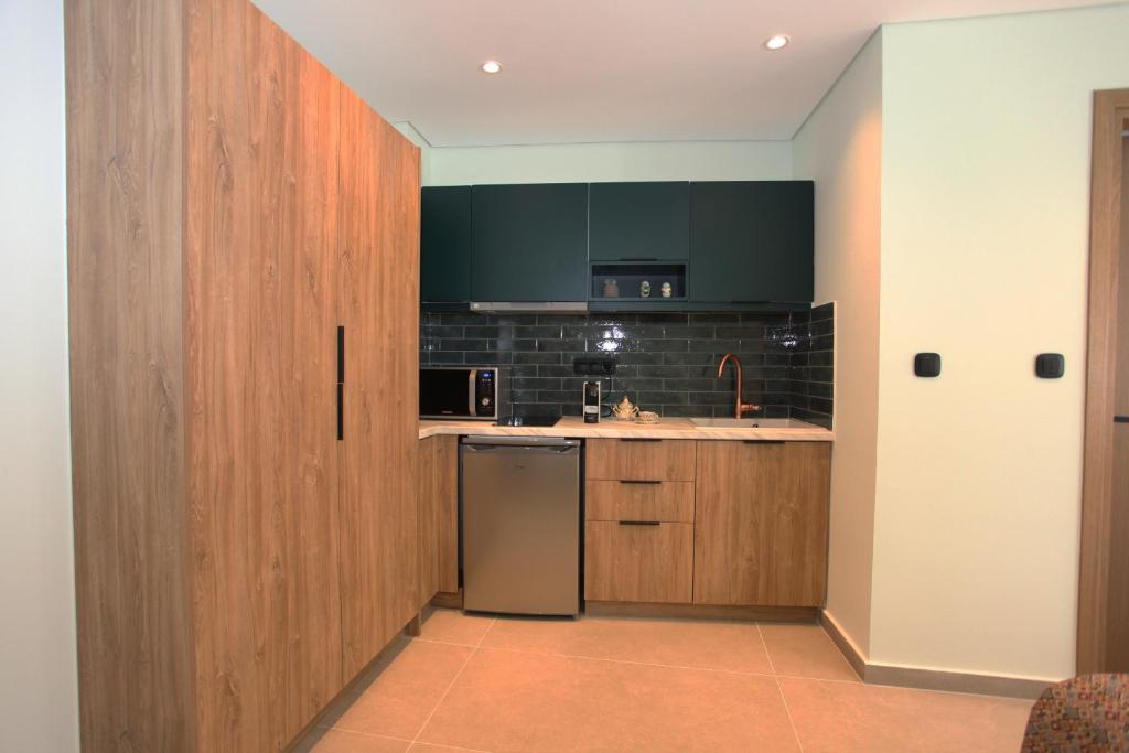 IPELHOME-Avissinias Boutique Apartments - 6