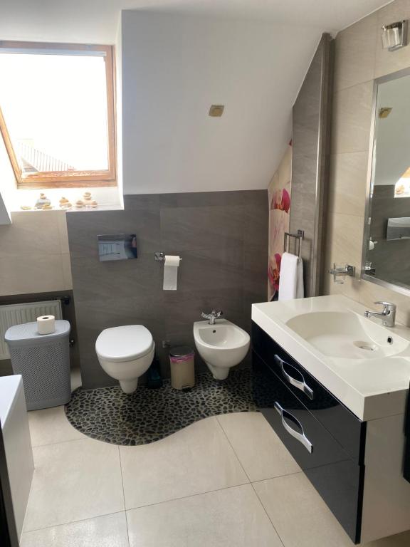 Kúpeľňa v ubytovaní Apartament W46B Deluxe w Bielawie Góry Sowie