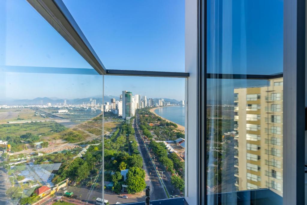 Phòng Deluxe Giường Đôi/2 Giường Đơn Nhìn Ra Thành Phố