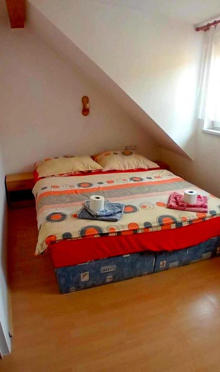 Postel nebo postele na pokoji v ubytování Ubytování Sušice