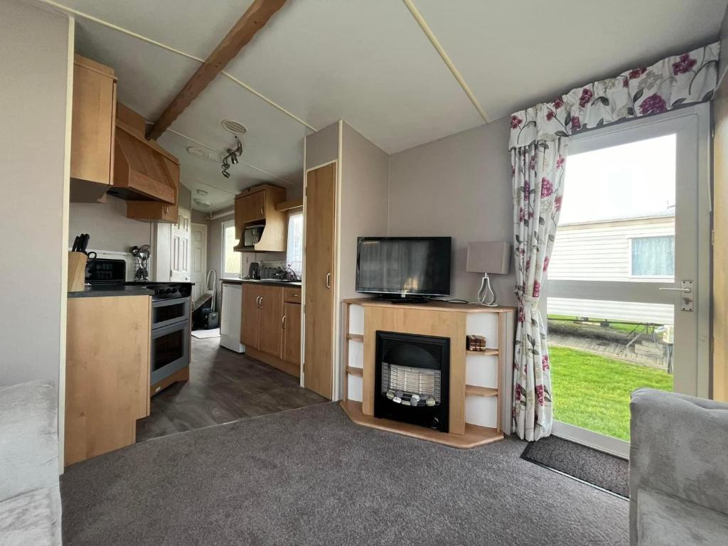 Virtuvė arba virtuvėlė apgyvendinimo įstaigoje Two bedroom Caravan with Sea Views, Warden Springs Eastchurch