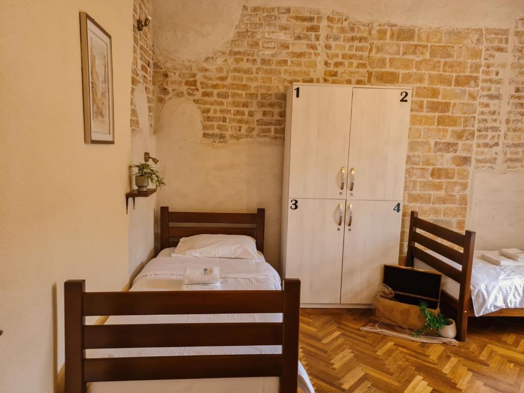 Step to Kotor bay Guesthouse - Standaard Driepersoonskamer Met Uitzicht Op Zee