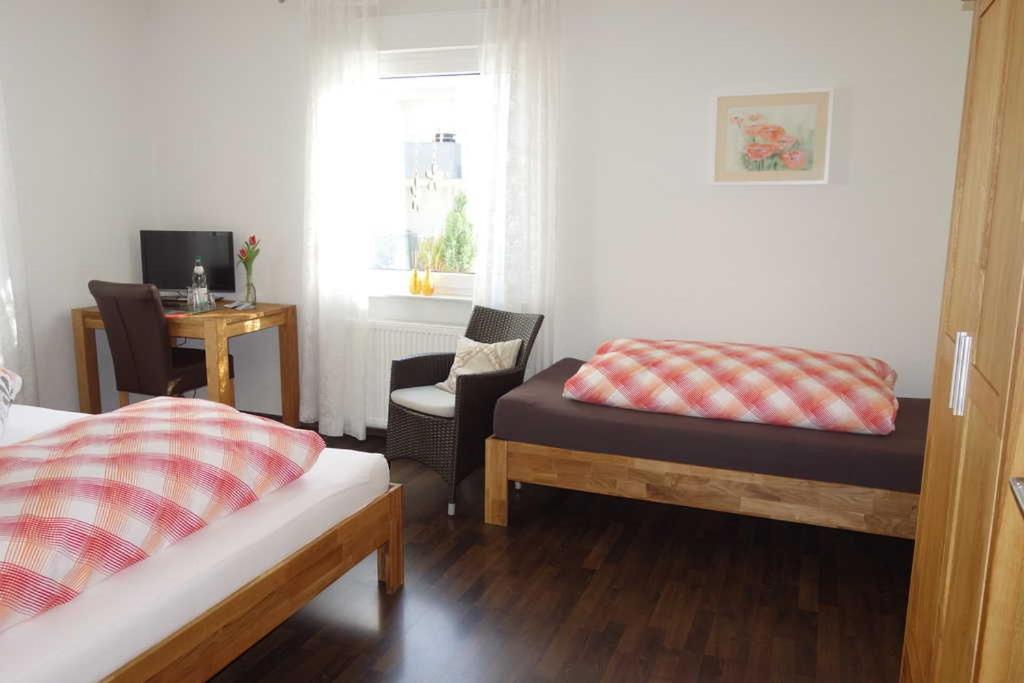 Neckar-Koje - Habitación Familiar Con Terraza