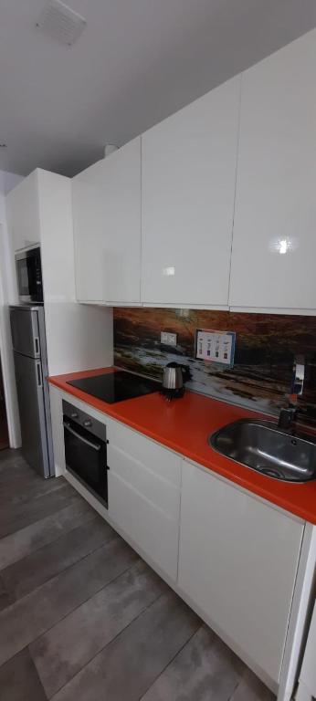 Zdjęcie z galerii obiektu CARIHUELA LOS NIDOS SUN&BEACH w mieście Torremolinos