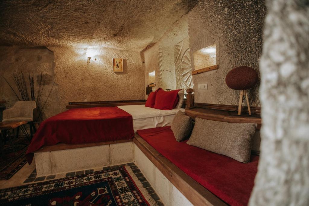 Vintage Cave House Hotel - Deluxe Cave Room