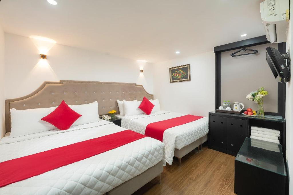 Postel nebo postele na pokoji v ubytování Golden Time Hostel 3