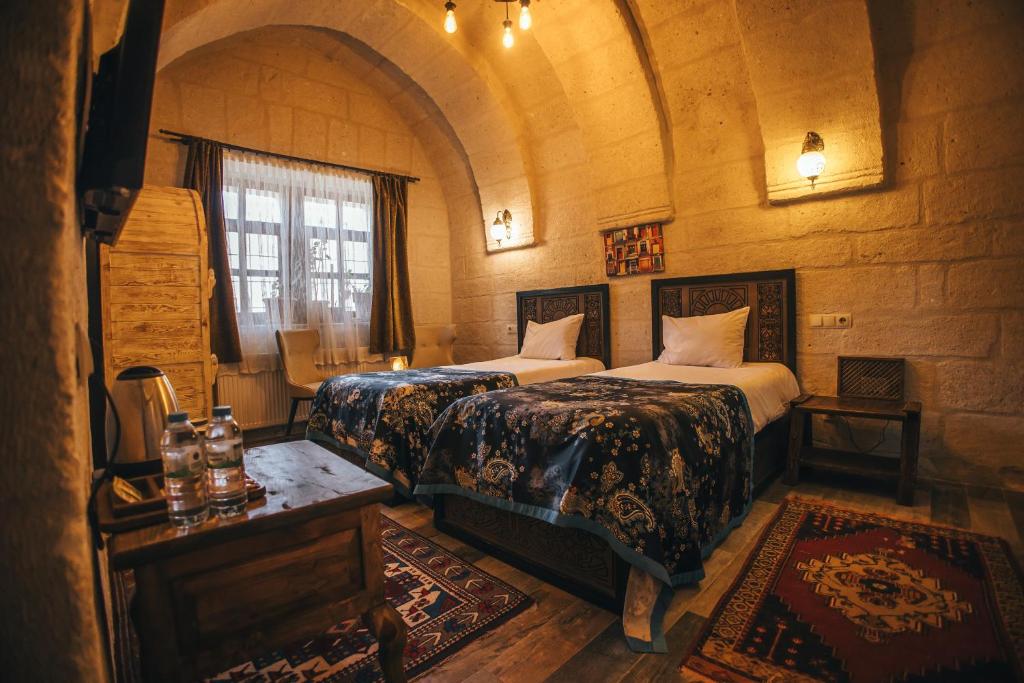 Vintage Cave House Hotel - Deluxe Arch Twin Room
