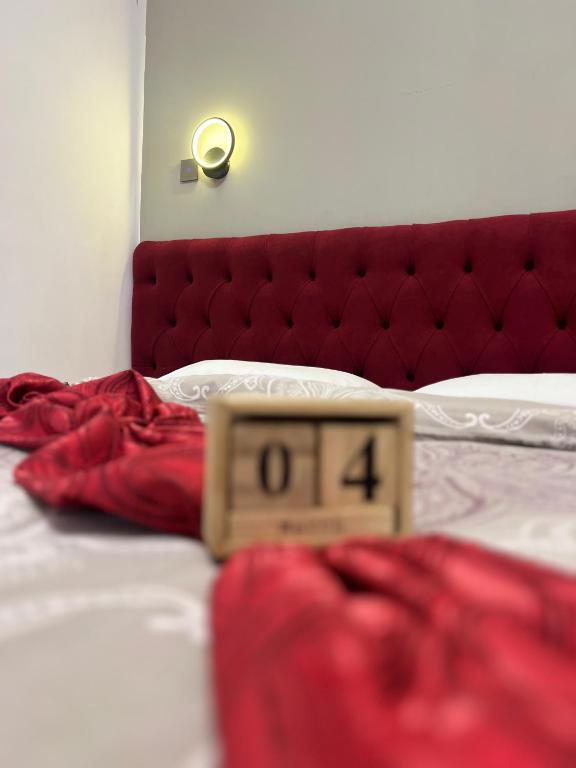 Postel nebo postele na pokoji v ubytování Aigi Rooms Vila
