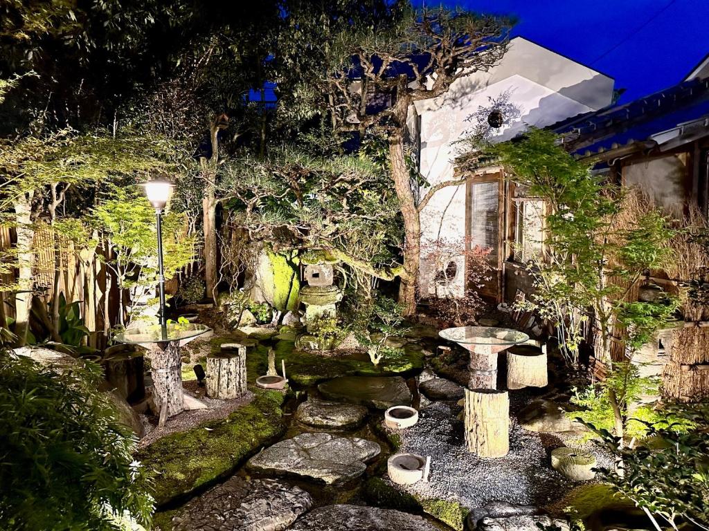 Zahrada ubytování Kominka Mitsuhama Ryokan