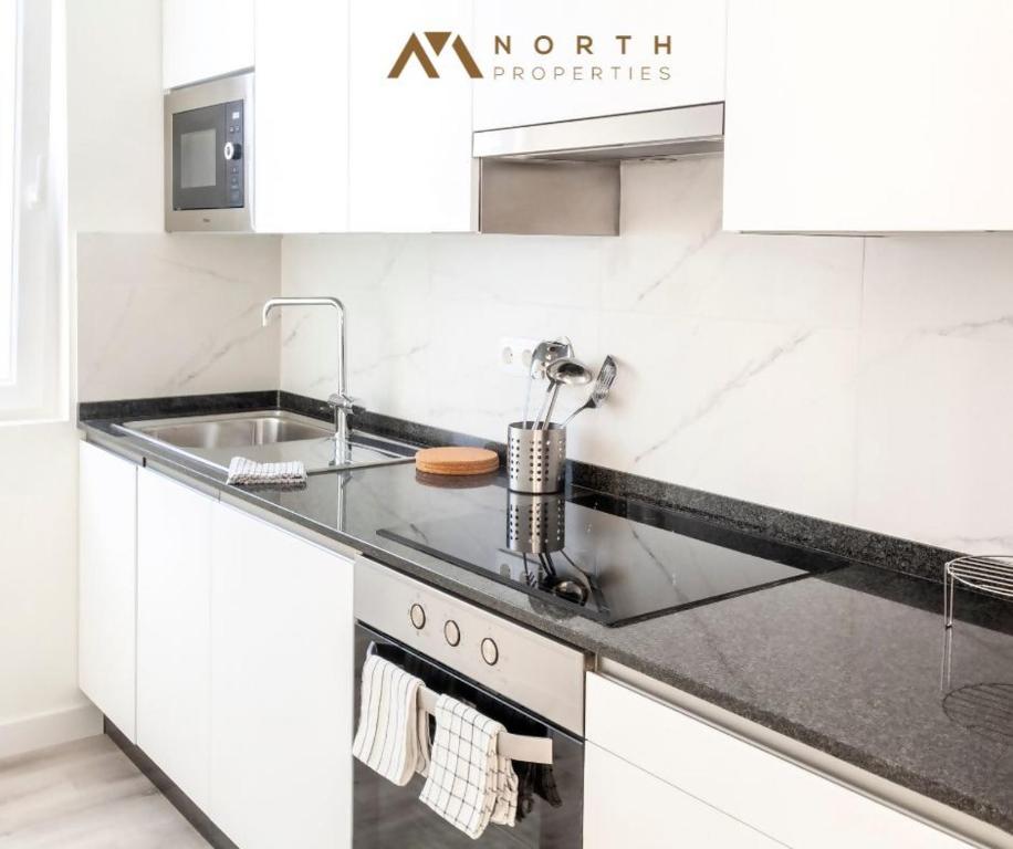 Kuchyňa alebo kuchynka v ubytovaní Apartamento Roncudo 4º planta