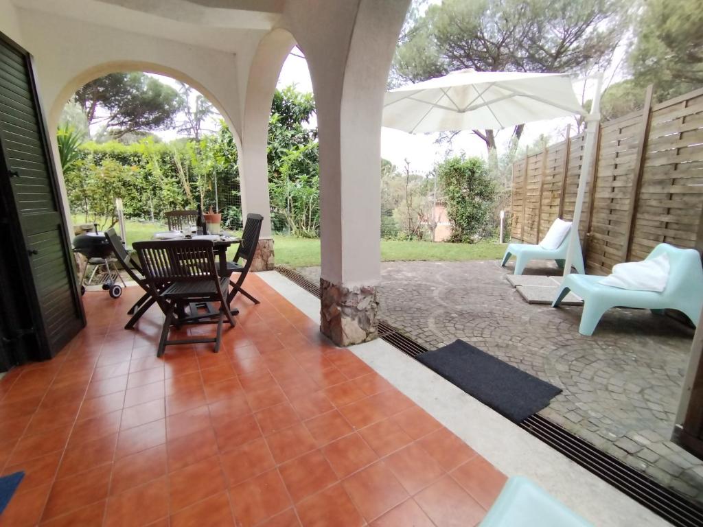 A seating area at ROMA - Bel Poggio Country House