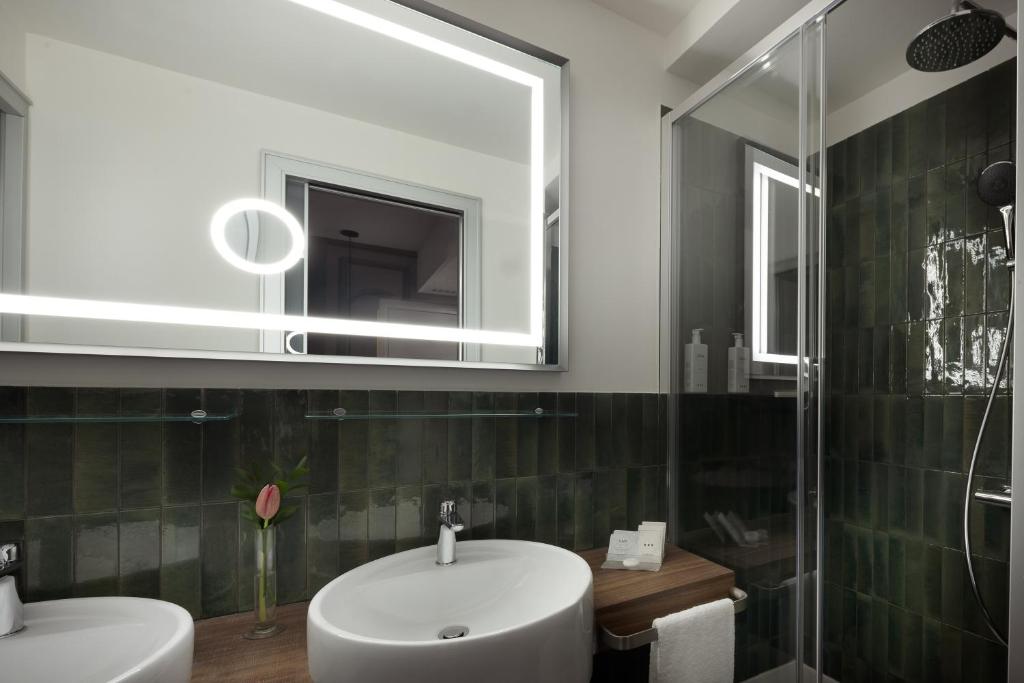 Maison Roma Piazza di Spagna UNA Esperienze - Resim 29