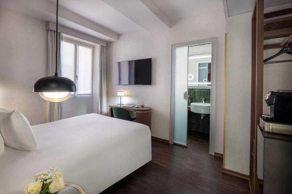 Maison Roma Piazza di Spagna UNA Esperienze - Resim 11