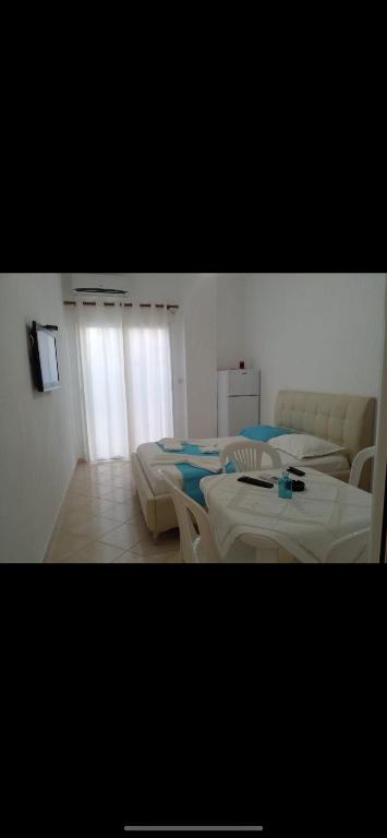 Prostor za sedenje u objektu Vila Ergys
