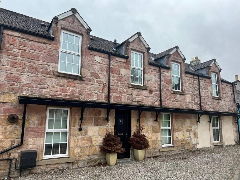 The Mews Holiday Let, Tillicoultry (updated prices 2024)