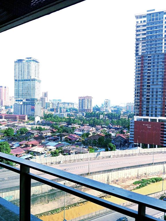 Summer Service Suite Klcc By CityBox - Deluxe Double Room