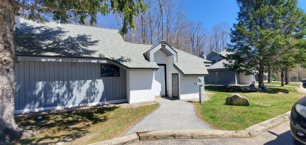Woods Village 10 Brought to you by GetAway Vacations - Housity