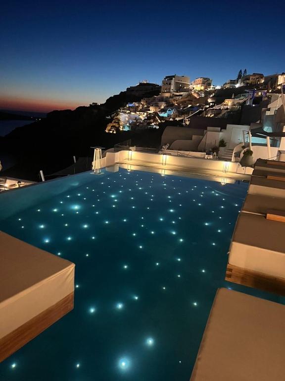 La Perla Villas and Suites - Adults Only photo