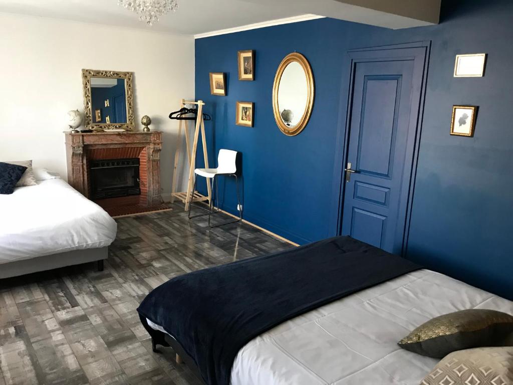 L'hostellerie de Sèvremont - Double Room With Private Bathroom