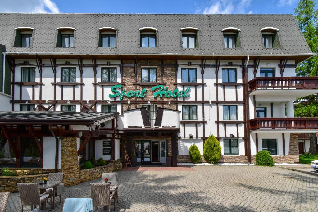 Budova, v ktorej sa hotel nachádza