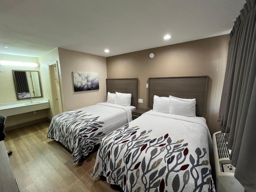 Red Roof Inn Haltom City - Standaardkamer Met 2 Tweepersoonsbedden (roken).